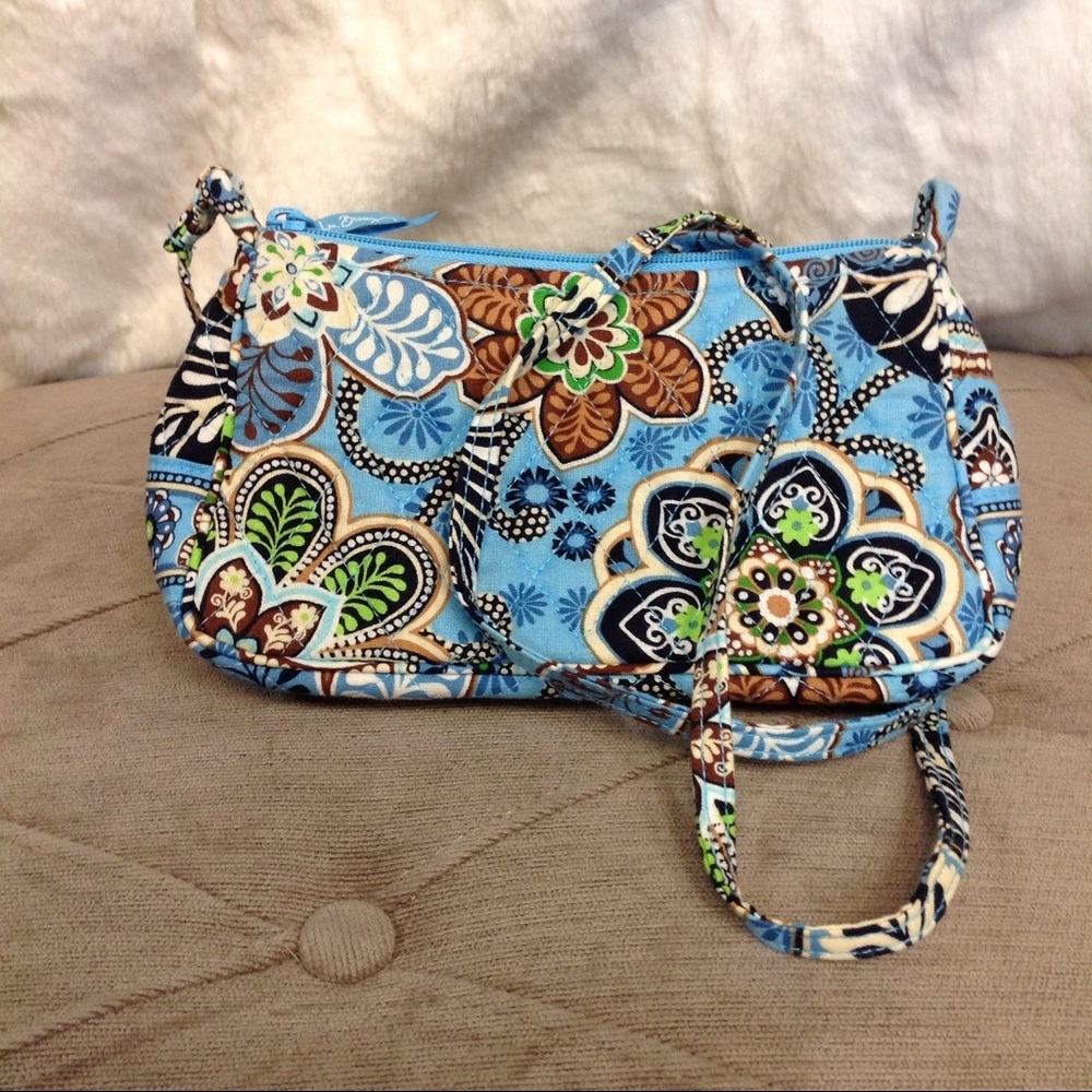 Vera Bradley Purse - Picture 4 of 4